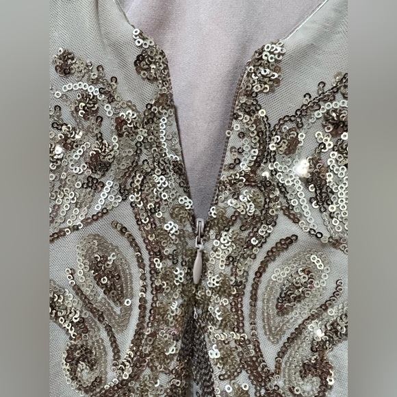 Dress The Population Lola Dress - Picture 5 of 6